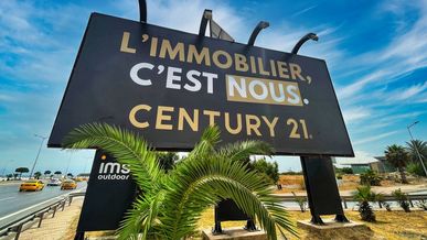 CENTURY 21 Challenge s’implante à Nabeul : une nouvelle ère pour l’immobilier sur le Cap Bon